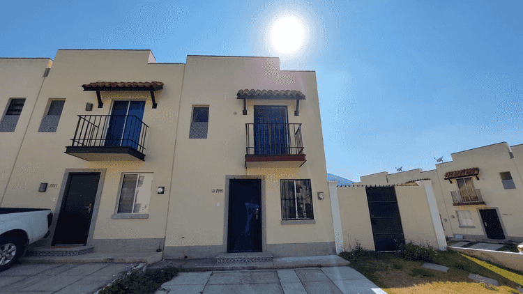 casa en venta la quinta alta california tlajomulco de zuniga jalisco p307QcA